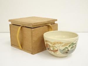 京焼　英香造　金彩色絵窓絵茶碗（保護箱）